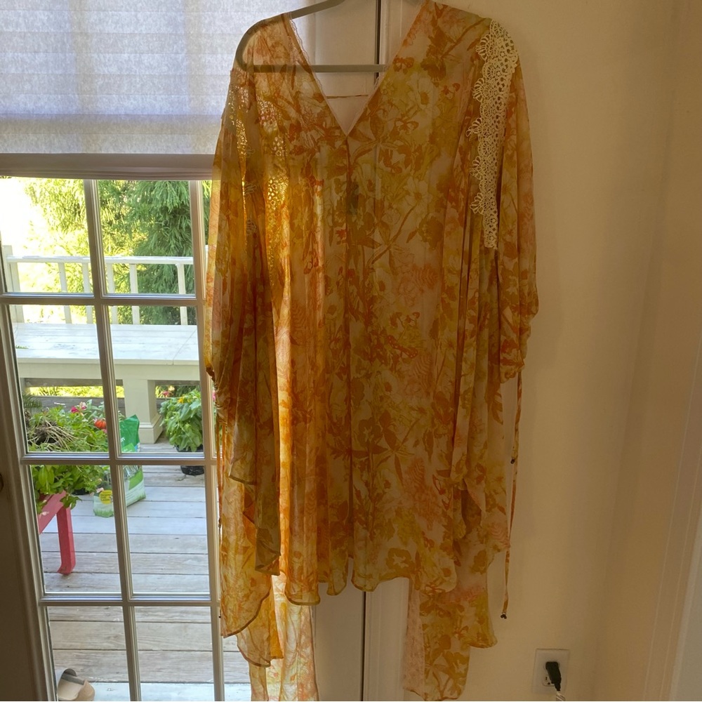 Free People Lost in Love Kimono Honey Combo - Picture 5 of 9